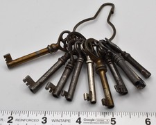 Lot of 21 Antique / Vintage Furniture and Cabinet Keys picture