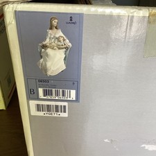 Lladro 06503 My Little Treasure No Flaws With Box picture