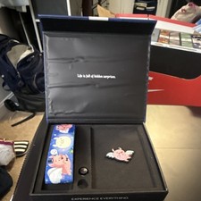 ZOX Pearl: Anything Can Happen Charm Bracelet and Collectible Pin Set, Fabric picture