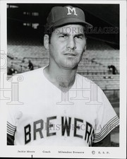 1970 Press Photo Milwaukee Brewers Coach Jackie Moore - lry15271 picture