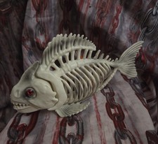 Killer Piranha Fish Skeleton Halloween Decor Bones Prop Posable Mouth New 9 X 5 picture