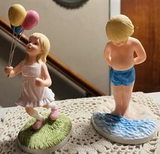 Set of 2 Boy & Girl Vintage 1999 Frances Hook Figurines Roman Inc  picture