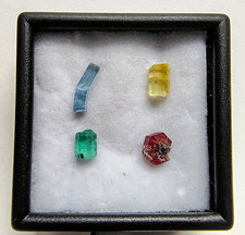 World Beryl Color Shade Mix Red Beryl Bixbite Emerald Aquamarine Heliodor picture