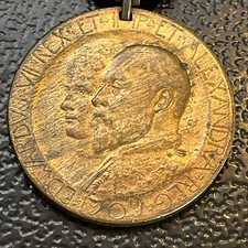 King Edward VII Queen Alexandra 1909 Birmingham University Medal Badge England picture