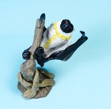 Kaiyodo Weekly Japanese Natural monument Ryukyu flying fox mini Figure US seller picture