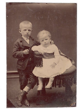 c1869 Adorable Siblings Fabulous Clothes 1/6 Plate Antique Tintype picture