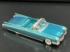 Western Models | 1:43 | WHITE METAL | 1960 Cadillac Eldorado Biarritz picture