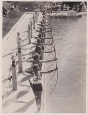 1930 Press Photo Bathing Beauties Shoot Archery at the Del Monte Roman Plunge picture