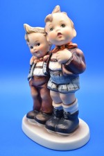 VINTAGE GOEBEL HUMMEL FIGURINE #123 