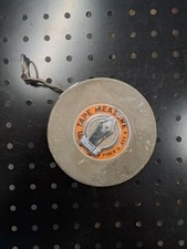 Vintage Tape Measure, Eslon Fiberglass, 25' High Quality Antique picture