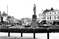 Edc-6 The Market Place, Boston, Lincolnshire. Photo picture