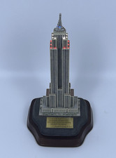 DANBURY MINT LIGHTED EMPIRE STATE BUILDING NYC COLLECTABLE NO CORD/ANTENNA picture