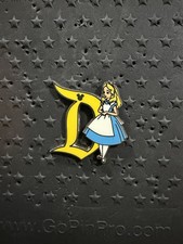 Disney Pin Hidden Mickey Character Disneyland D 2020 Alice in Wonderland Pin DLR picture