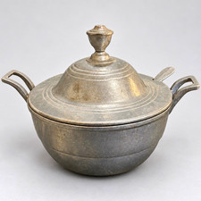 Vintage Pewtarex Soup Tureen with Lid & Ladle York PA Olde Country Reproductions picture