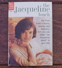 Vintage Jacqueline Kennedy Dell Purse Book, The Jacqueline Touch, 1962 picture