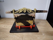 Vtg Japanese Hasami-Bako Black Lacquer Miniature Wooden Box w/Samurai Sword picture