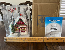 The Bradford Exchange Minnies Bakery Disney Holiday Village Collection NIB picture