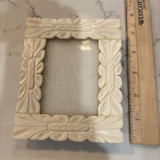 VTG CARVED CREAM COLOR CELLULOID WOOD EASEL BACK 4 x 5” PICTURE FRAME-INDIA EUC picture