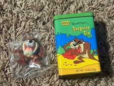 Vintage 1997 Looney Tunes Surprise Tin Toy Taz Russell Stover picture