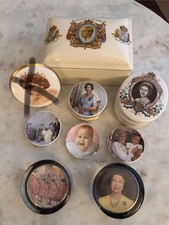 Vintage Royal Family Memorabilia Lot Queen Elizabeth Diana William  picture