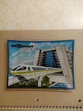 Vtg 1975 Walt Disney World glass trinket tray, good cond. picture