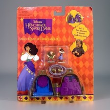 Vintage 1996 Disney Hunchback Notre Dame Locket Playset Mattel Sealed New Toy picture