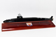 USS Woodrow Wilson SSBN-624 Submarine Model, US Navy, Scale Model, Mahogany picture