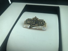 Universal Studios 1989 RARE Genuine pre-opening error pin Florida collectors picture