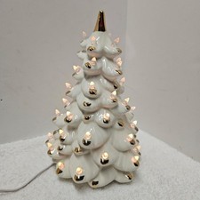 Vintage Ivory & Gold-Trimmed Ceramic Christmas Tree – 9.5