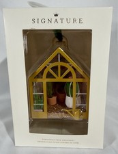 Hallmark Signature 