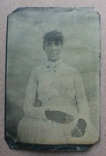 AFRICAN AMERICAN WOMAN WEARING HALF GLOVES IN WHITE DRESS TINTYPE PHOTO picture