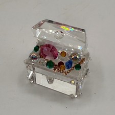 Vintage 1996 Crystal World C-920 Treasure Chest Miniature Figurine with Box READ picture