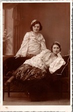 TWO PRETTY YOUNG WOMEN : BEAUTIFUL FASHION : MYSTERIOUS : RPPC picture