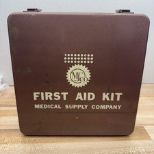 VINTAGE MFco First AID Medical Supply Kit Mountable RARE Medical Supply Company picture