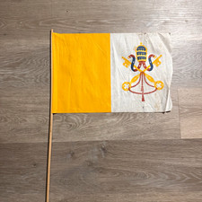 Vintage 1950s Vatican City Flag picture
