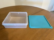 Tupperware Snack Storage Keeper Square Container 5352B  w/ Turquoise Seal Lid picture