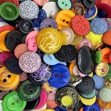 New Mix 100 pcs Mixed Lot Of All Types & Sizes Of Fun Colorful Buttons picture