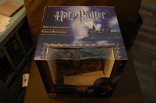 Vintage Exmas Harry Potter Hogwarts Castle VERY RARE, w original box Working picture