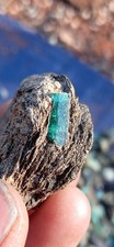 Natural Emerald specimen picture