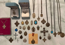 LOT OF 36 VINTAGE CATHOLIC RELIGIOUS STERLING SILVER HOLY MEDALS PENDANTS WOW picture