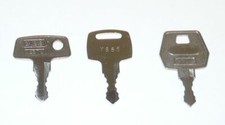 OLYMPIA / HEIWA PACHISLO SLOT MACHINE RESET & ODDS KEY  Y-885 - READ DESCRIPTION picture