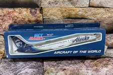 🛩️ SKYMARKS  1:130 ALASKA AIRLINES BOEING 737-900ER- ⚠️ picture