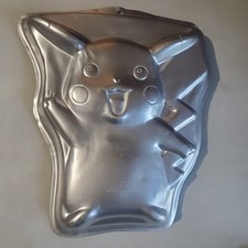 Pikachu Pokémon Aluminum Cake Pan  Vintage 1998 Character Mold Good Condition  picture