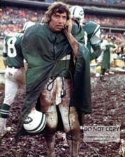 JOE NAMATH FORMER NEW YORK JETS QUARTERBACK - 8X10 SPORTS PHOTO (BB-736) picture