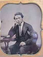ANTIQUE AMERICAN ARTISTIC FINE ART HANDSOME FRECKLED MAN GENT AMBROTYPE PHOTO picture