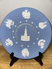 Wedgwood Jasperware American Bicentennial Independence Day Plate 1776-1976 9.5