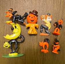 6 Vintage Halloween items-6 Rosbro hard plastic-1 vintage candle picture