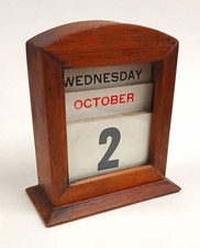 Vintage 1930s Mahogany Wood Perpetual Desk Calendar Art Deco Complete  picture