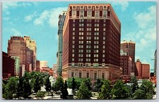 c1968 Statler Hilton Detroit Michigan VINTAGE Postcard 2916 picture