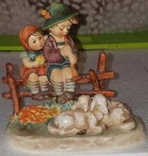Hummel figurine 1974 4.25.-5